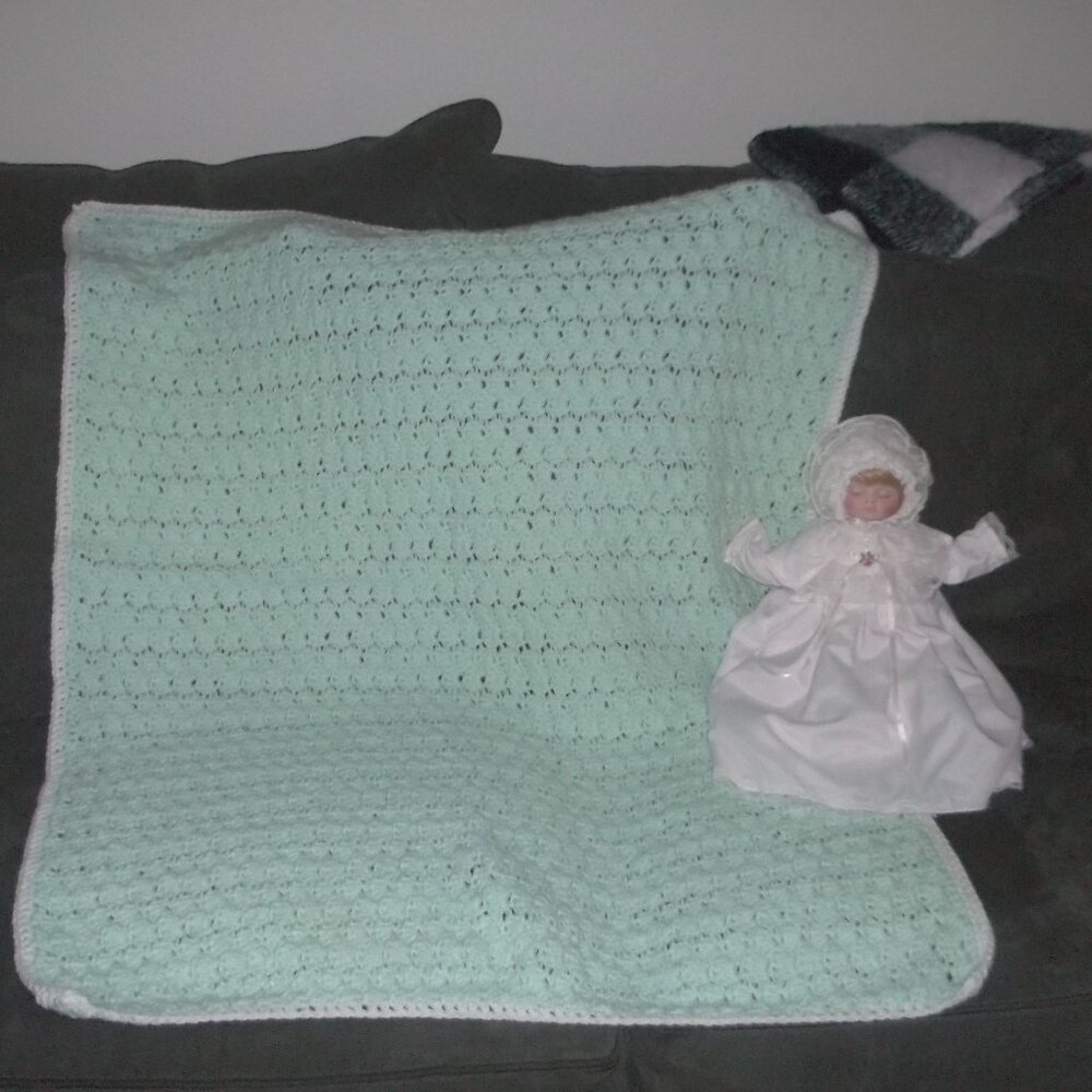 BABY BLANKET CROCHET, NEW, NEVER USED HAND MADE